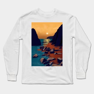 Dark and moody Irish beach scene Long Sleeve T-Shirt